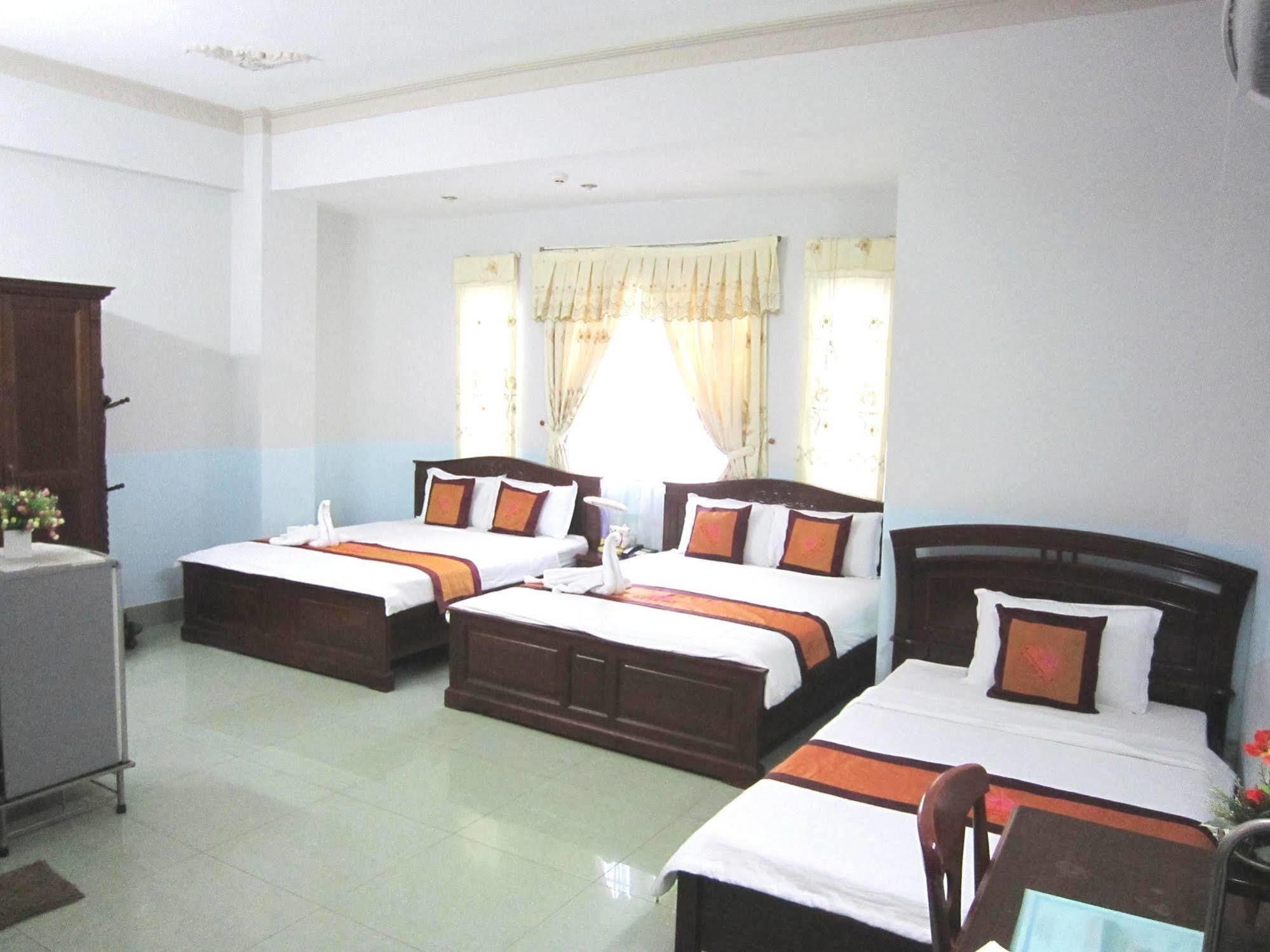 Thanh Hong Hotel Хошимін Екстер'єр фото